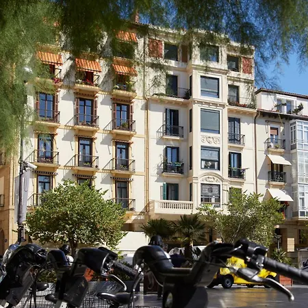 Διαμέρισμα Petit Casino By Feelfreerentals